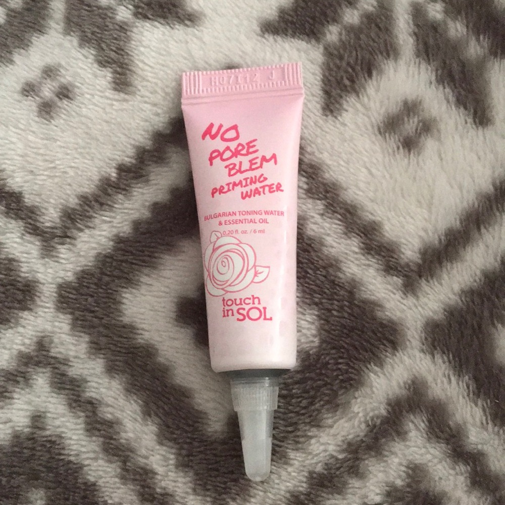Priming water make up primer (NEVER USED)